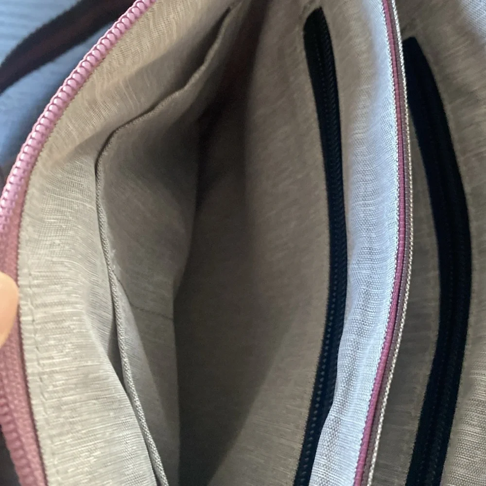 Sherpani cross body, brown and purple - Picture 4 of 5